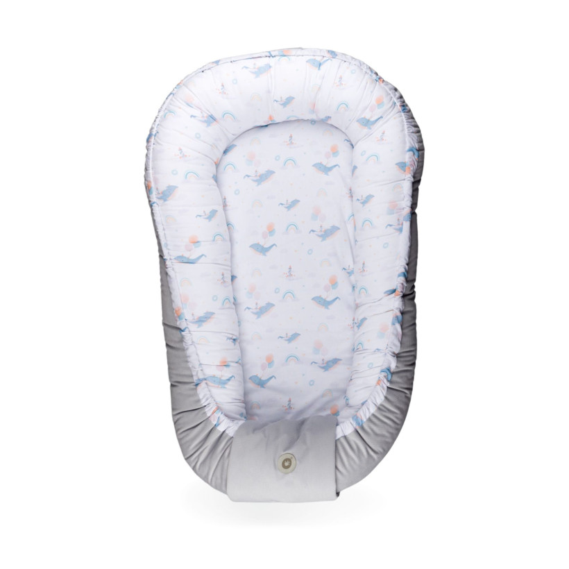 XKKO LUX Wendbares Babynest - Sky Whale